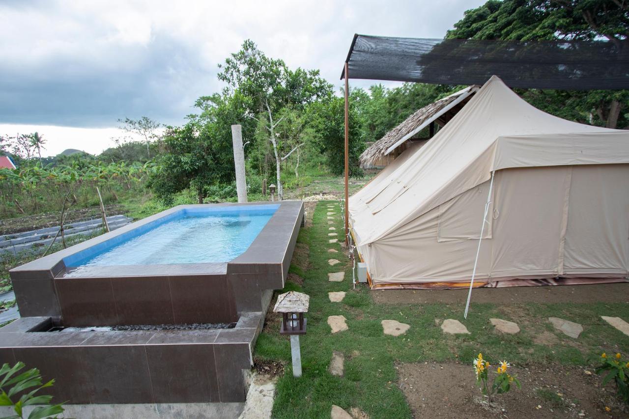 Villa The Acacia Glamping Park à Carmen  Extérieur photo